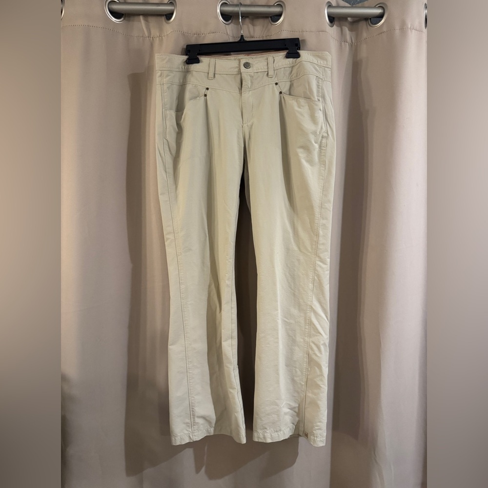 Women’s Royal Robbins Tan Pants